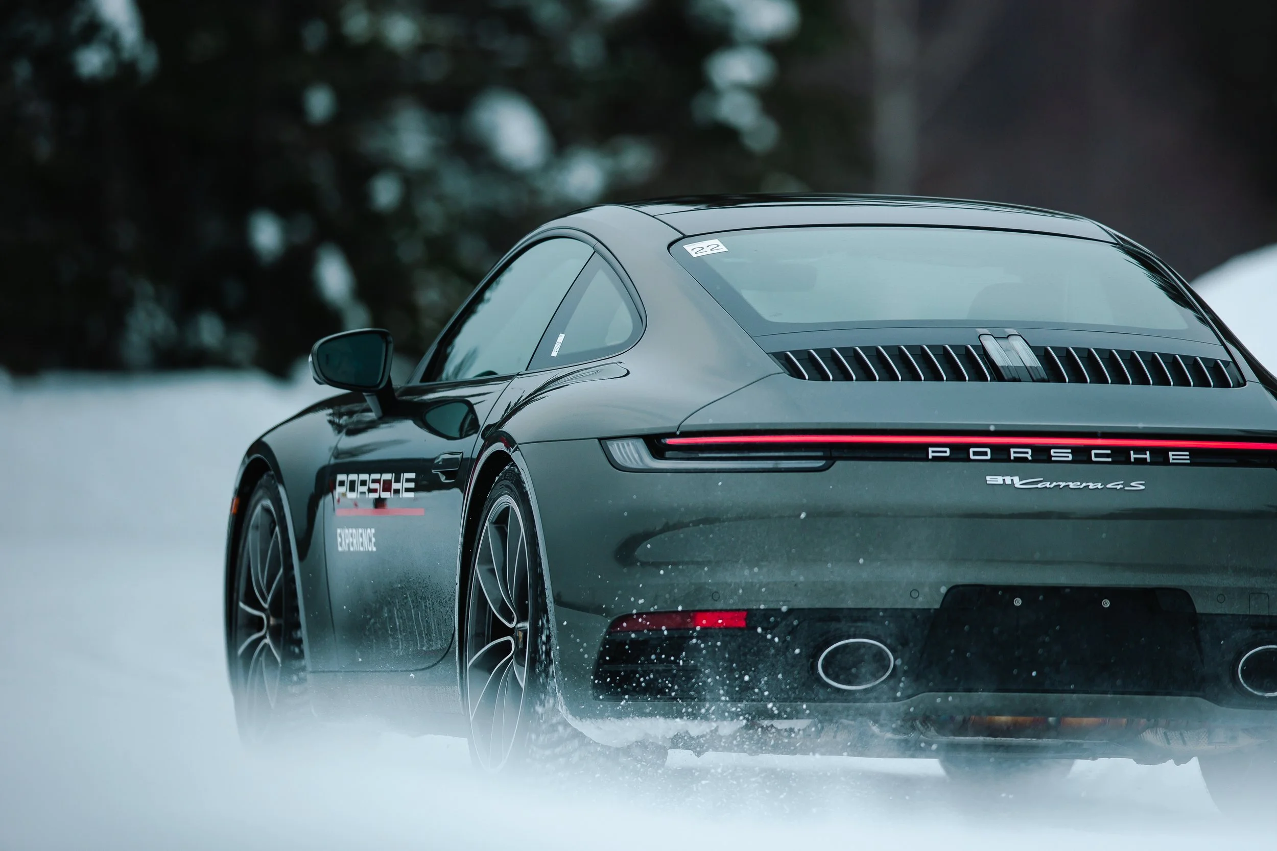 20220202_Porsche Canada_ice experience_Mecaglisse_Lenssen Photo-23302.jpg