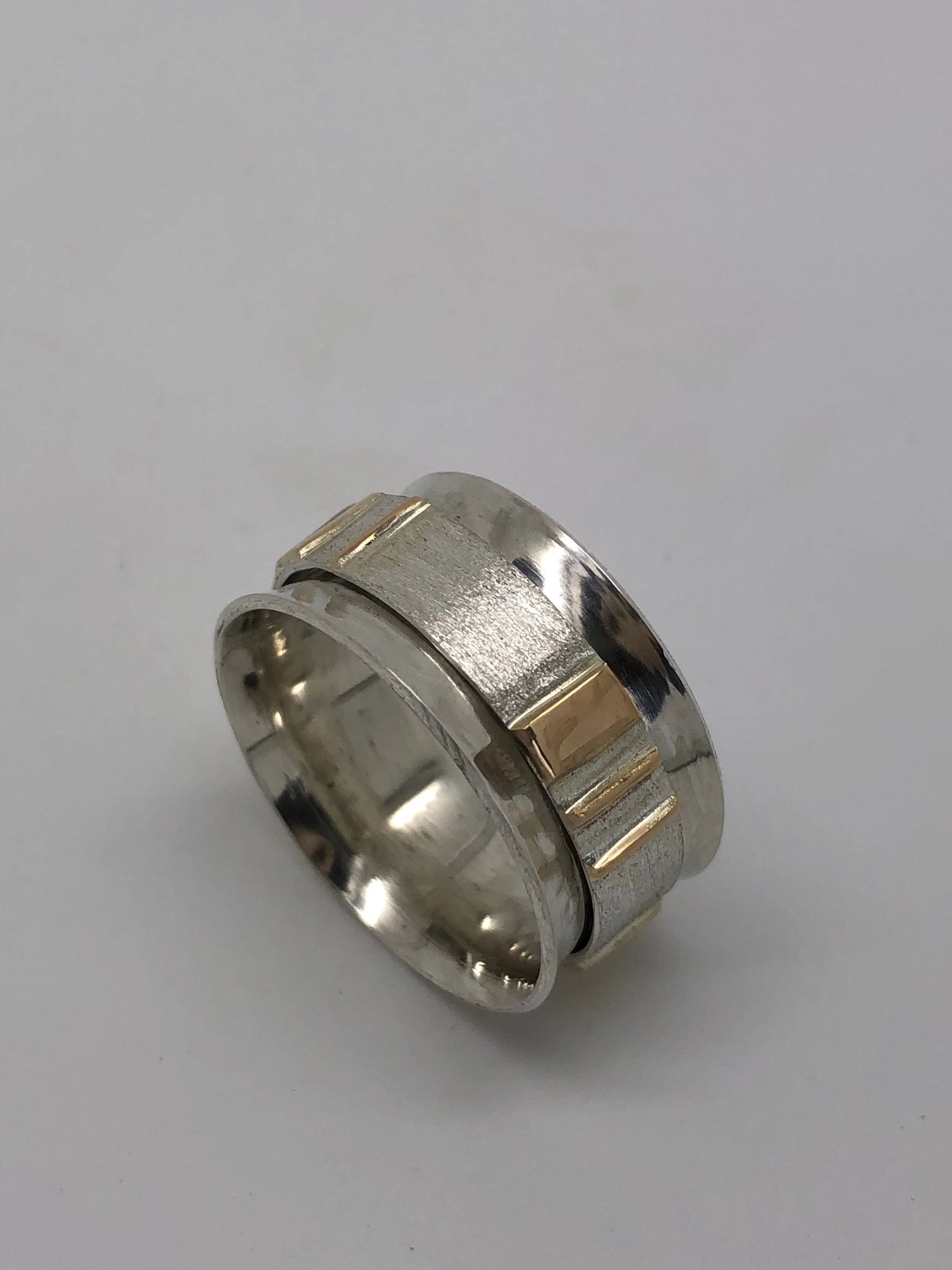  Gold Bar Spinner Ring