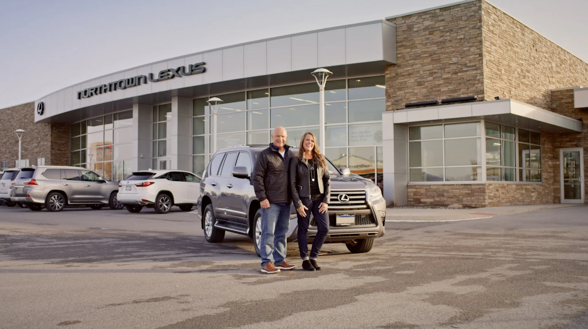 Lexus_NT_11.jpg