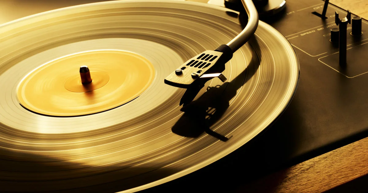 VINYL IS ON IT’S WAY BACK