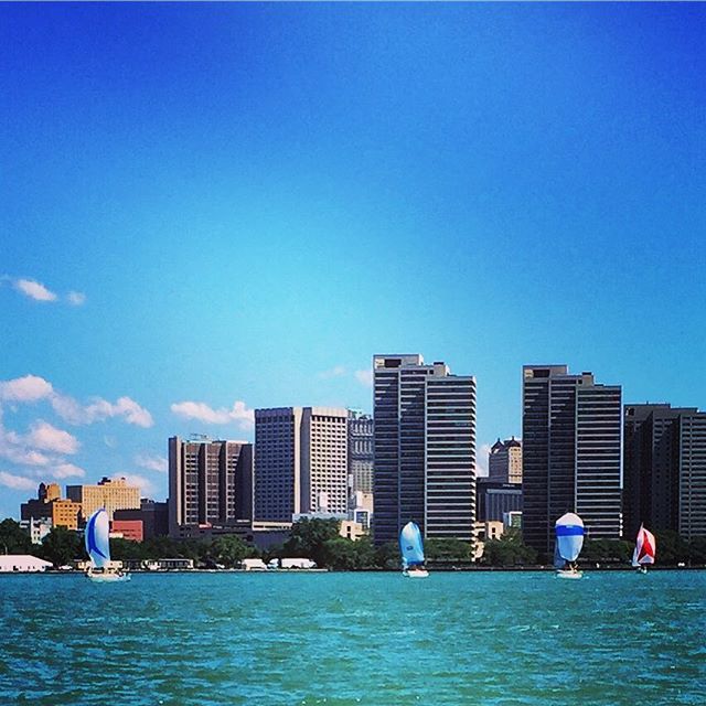 Detroit break down, Motorcity shake down #windsor #riverfront #sailing