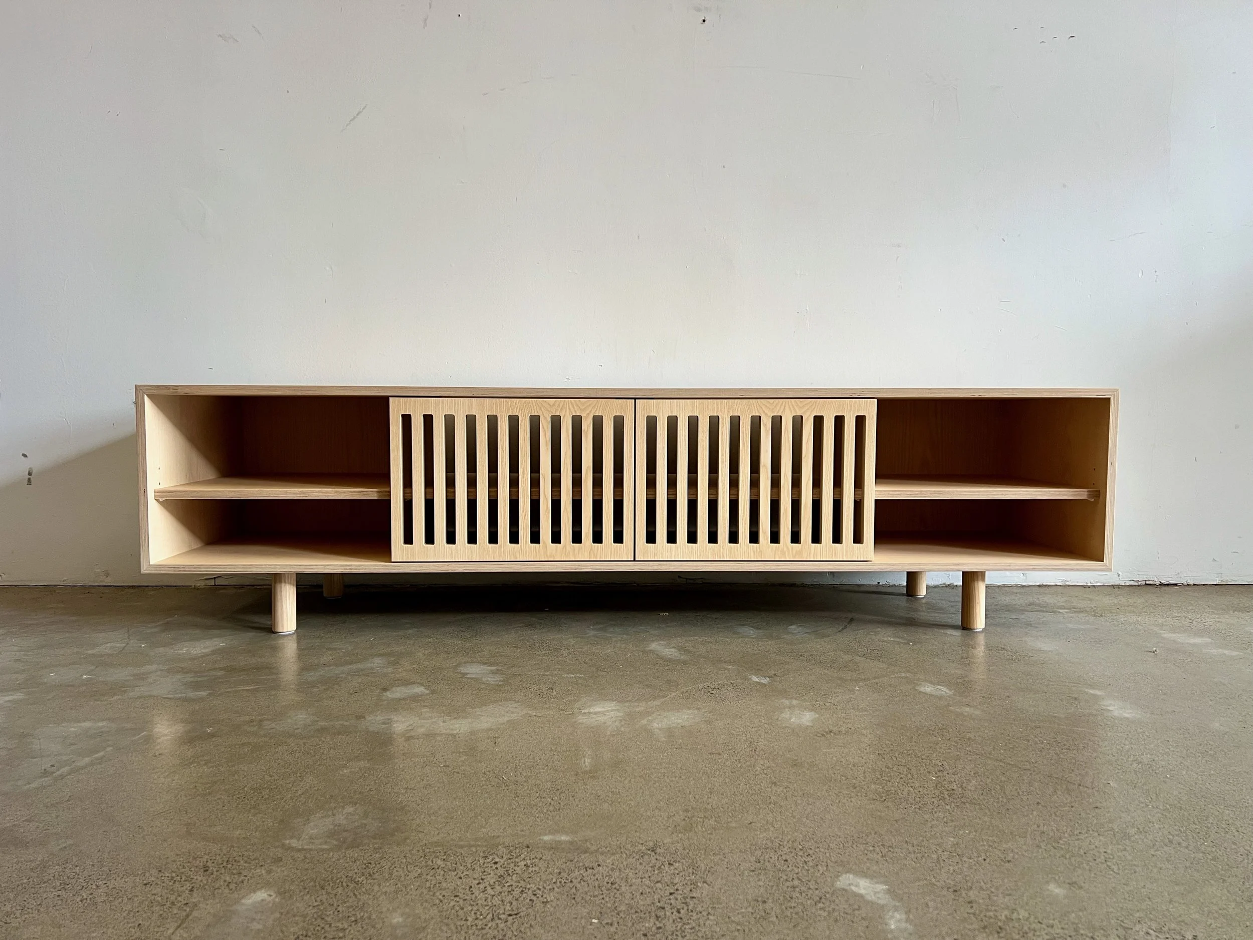 ENTERTAINMENT CABINET