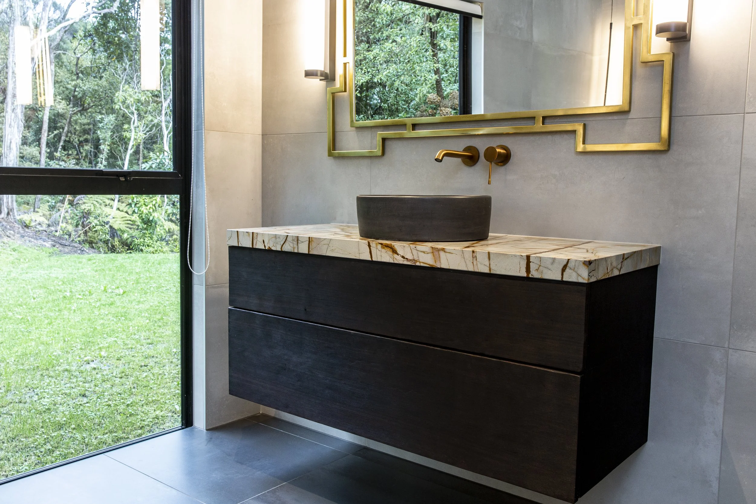 Bathroom112.jpg