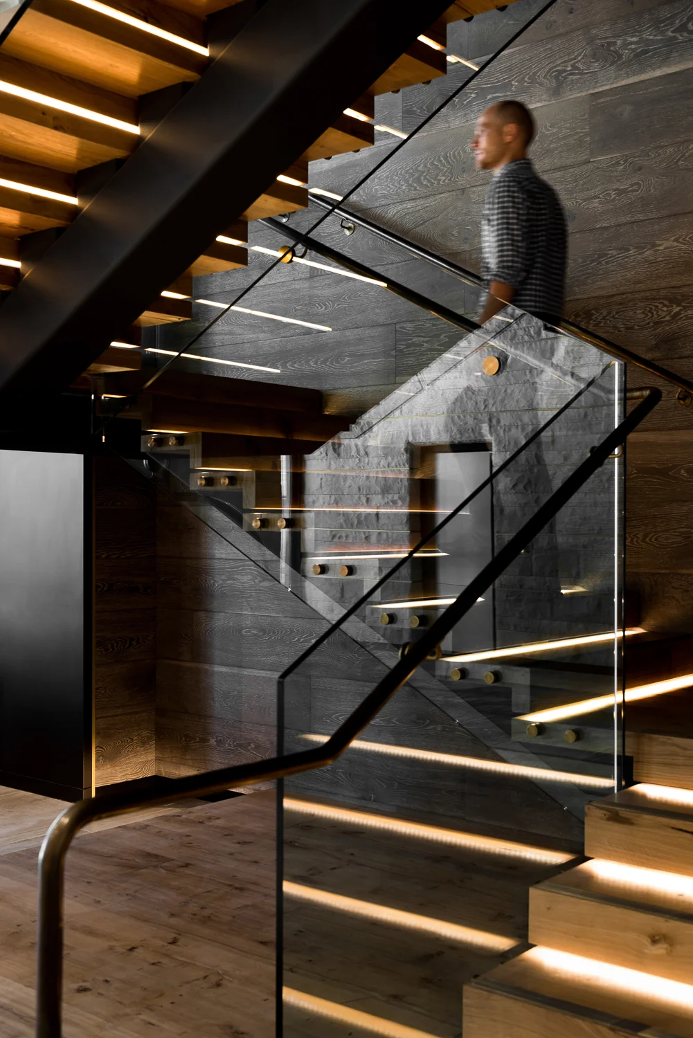Intercontinental-303_LR.jpg