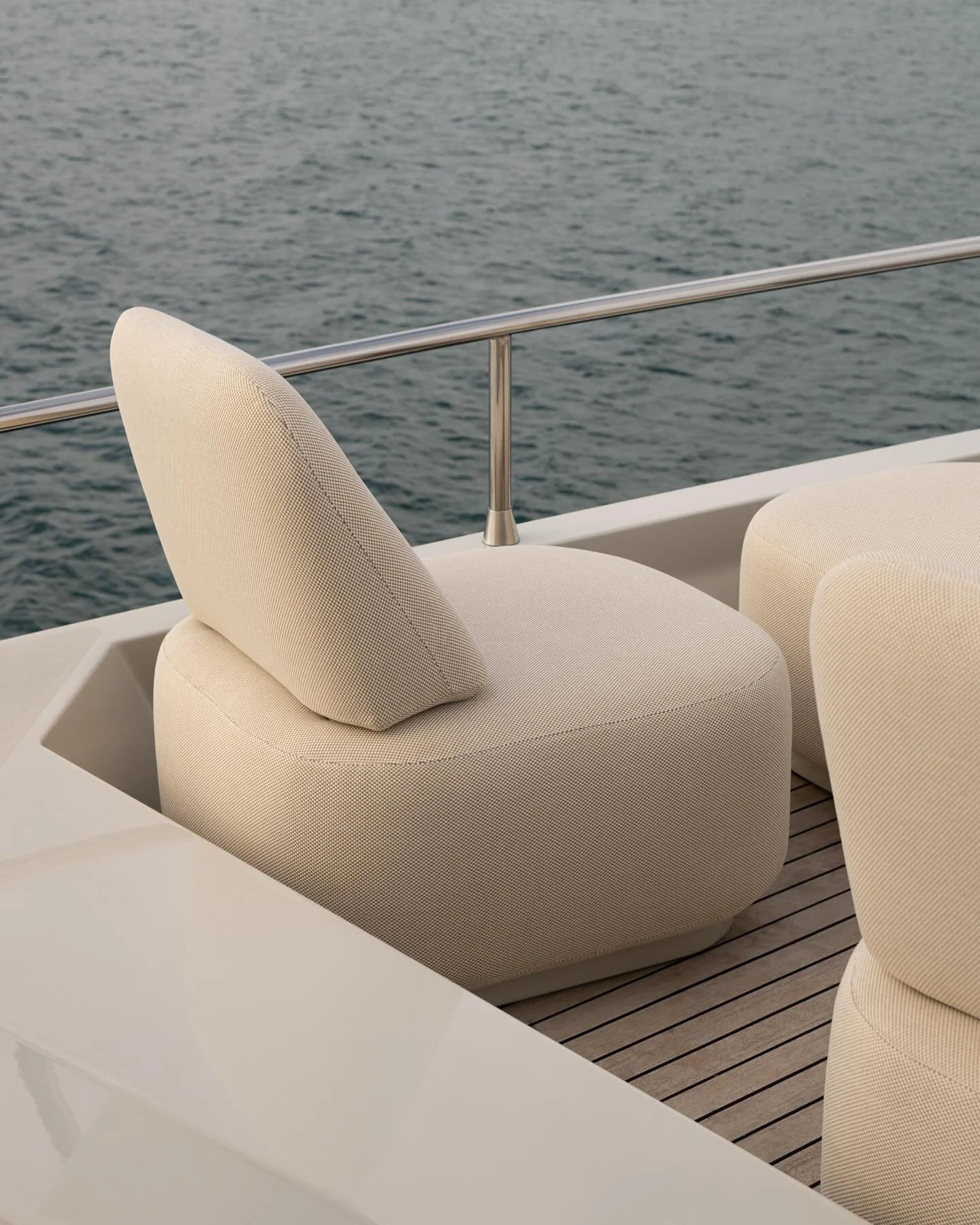 Akiko | 35m Superyacht
Design and styling by @lahaus_studio 
Dreamy shoot 🤤