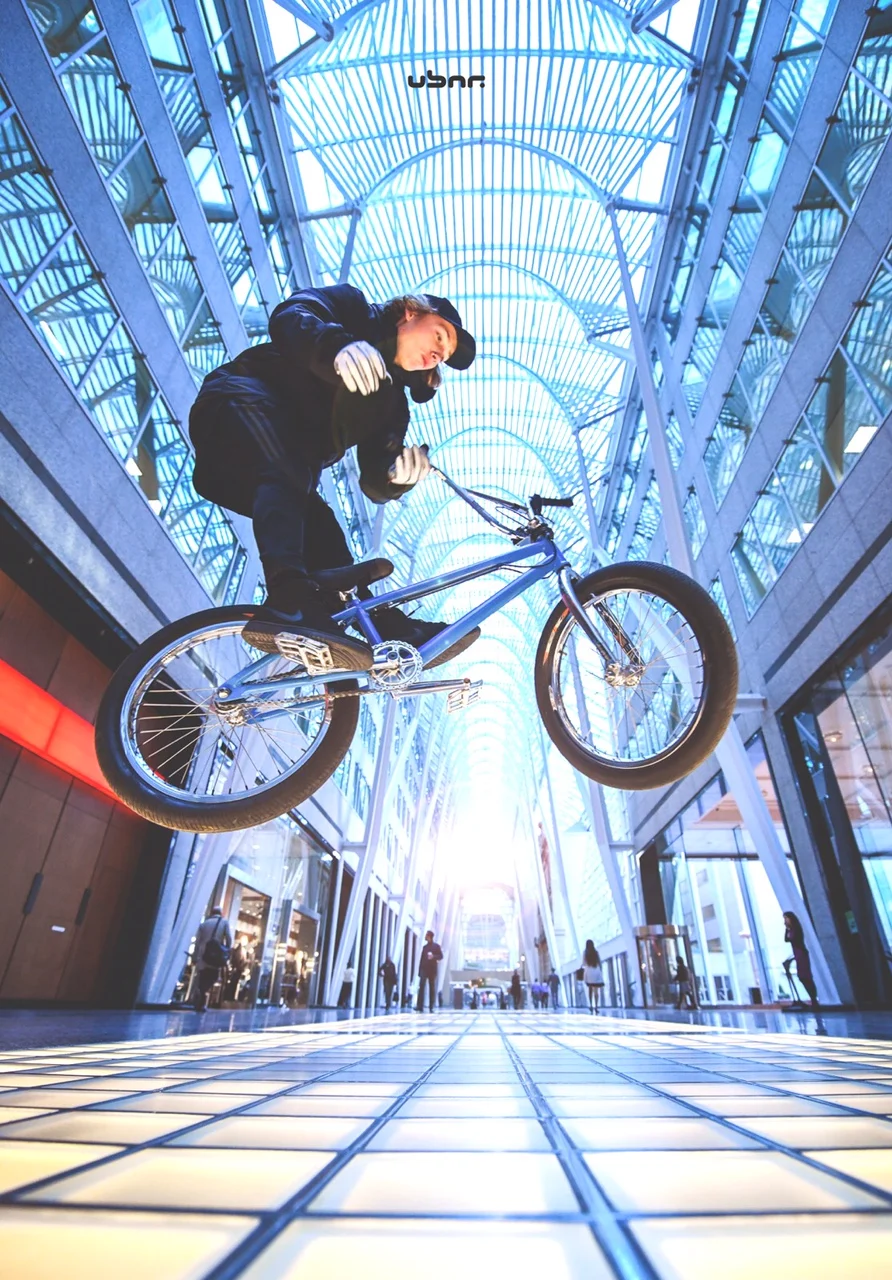 pictures by: Thomas Hubener