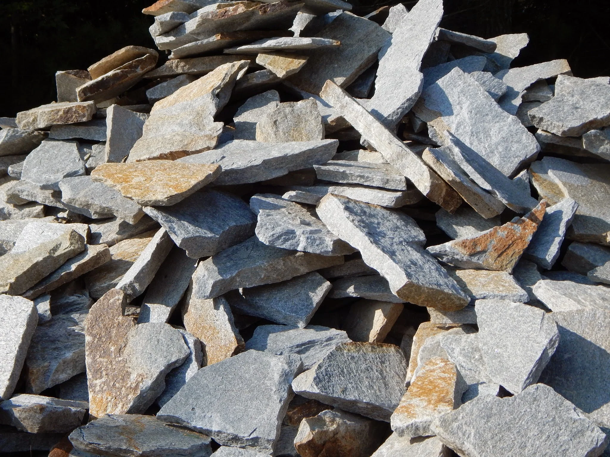 1" to 3" Grey Wallstone