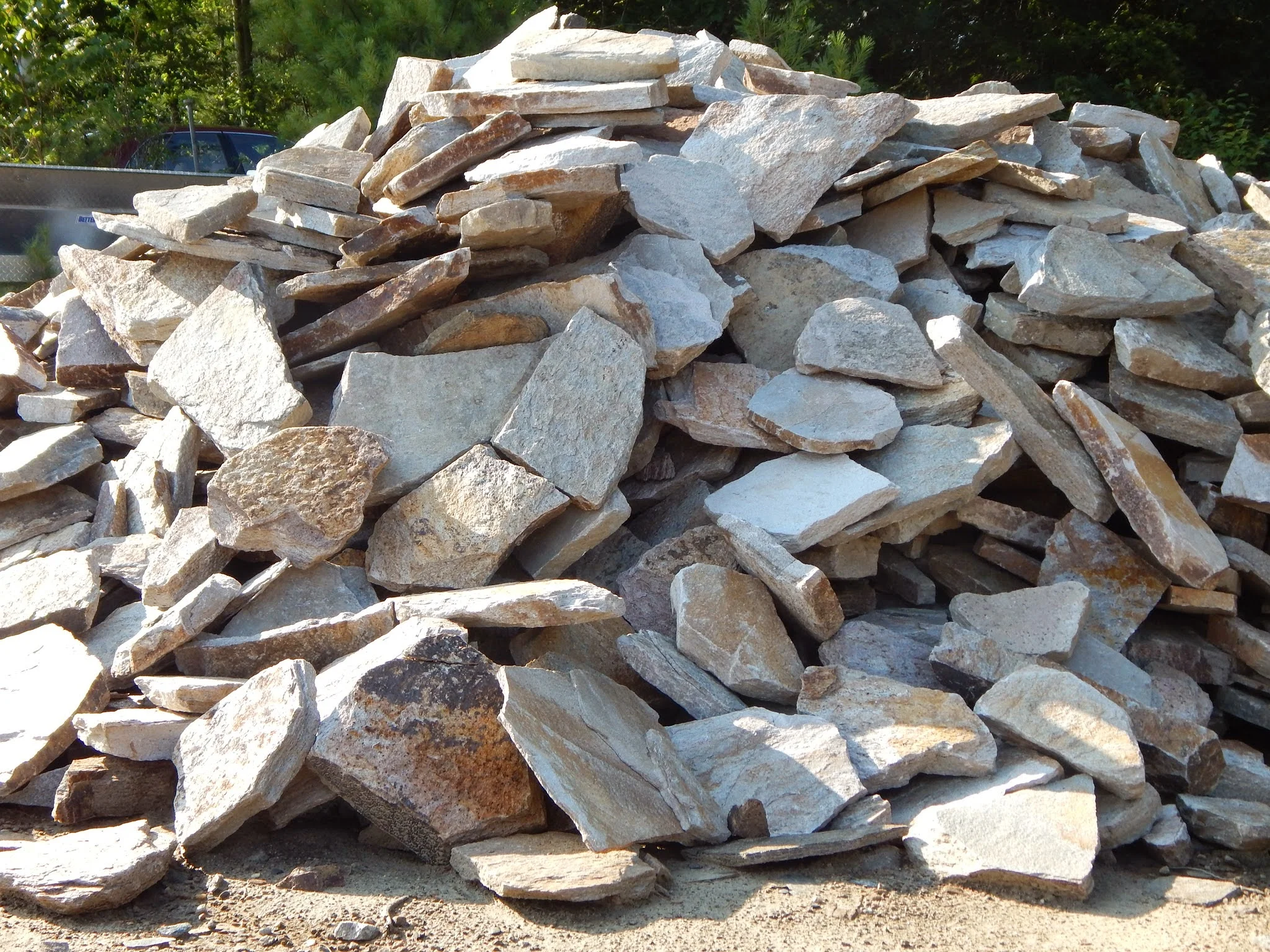 1" to 3" Tan Flagging