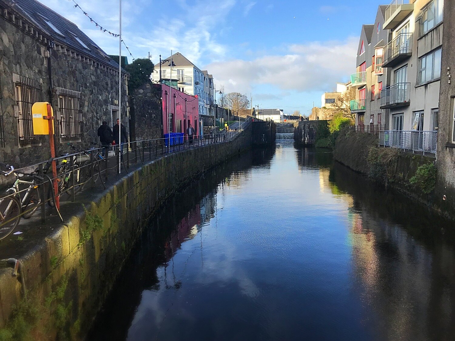 "Is your trip as fun as it looks on Instagram?": Reflections Through a Cracked Phone Screen In Galway