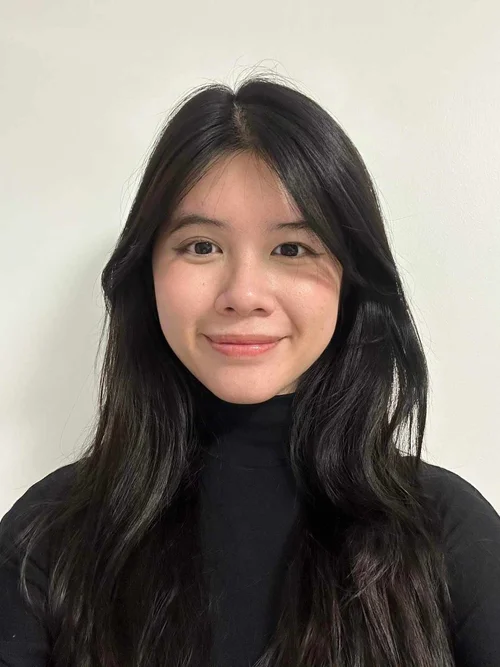 Chloe Ninh, Secretary