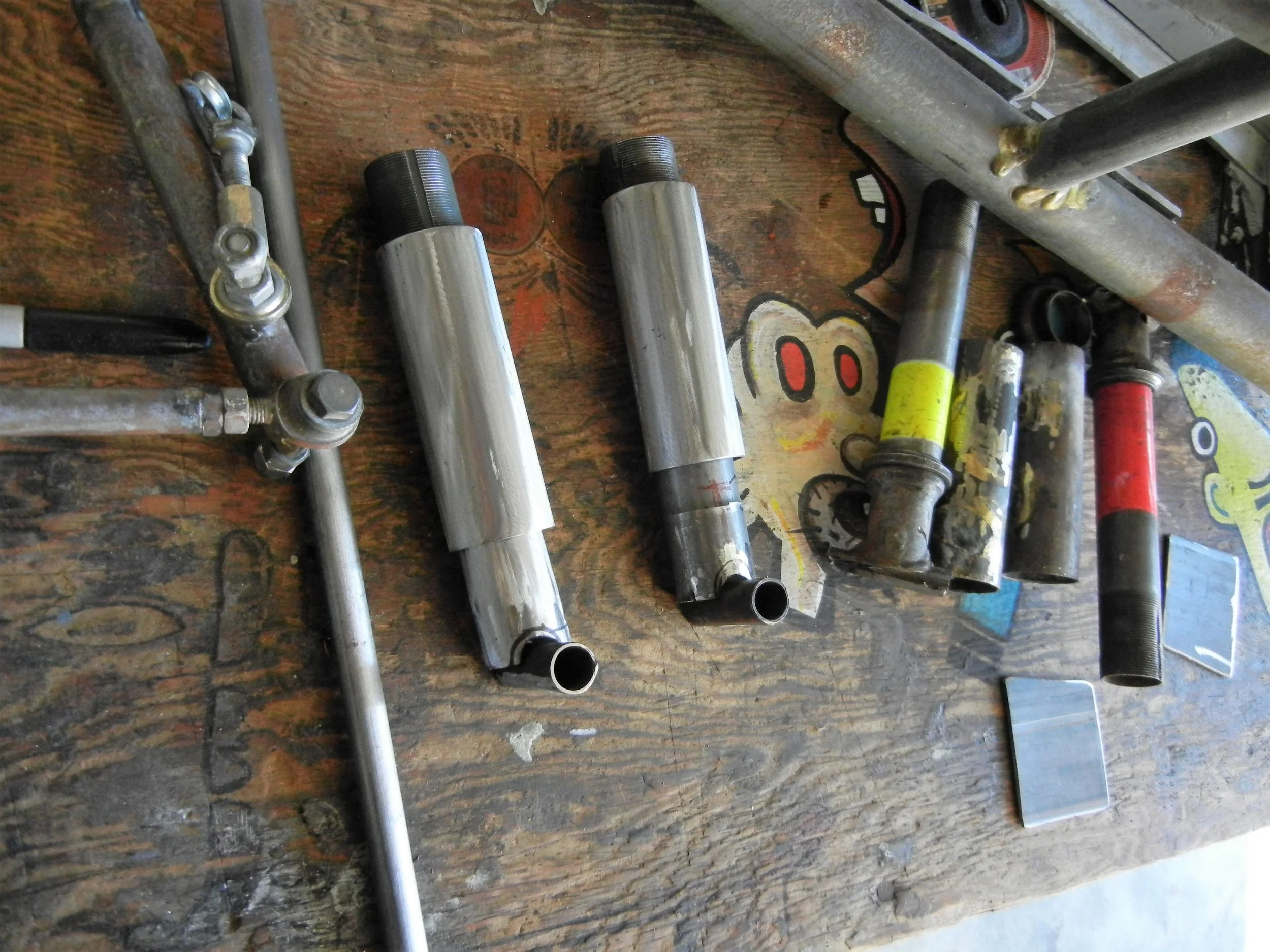  Just what the Doctor ordered, new Chromoly head tubes custom made by myself and help from my buddy Doctor Ken. 