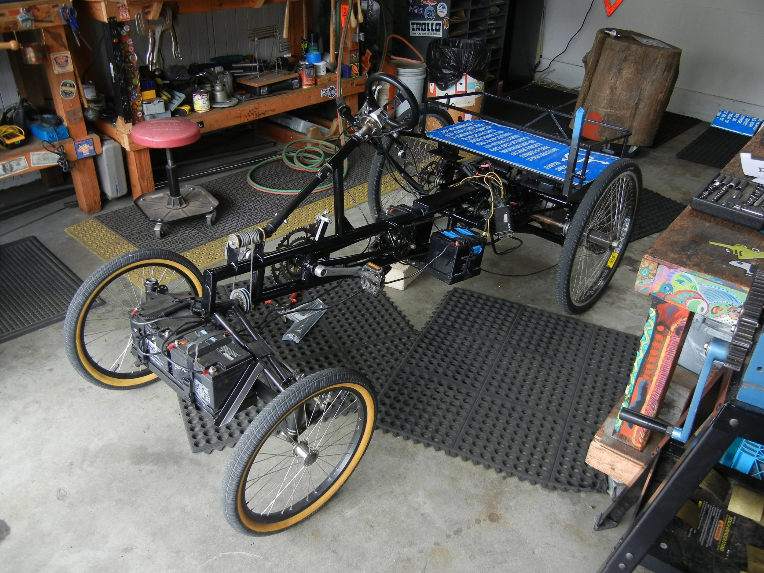  Finally all or most of major “hot work” has been completed, time to get the grocery haulin beer box done. Nice to have a nice new coat of paint take that Humboldt! 