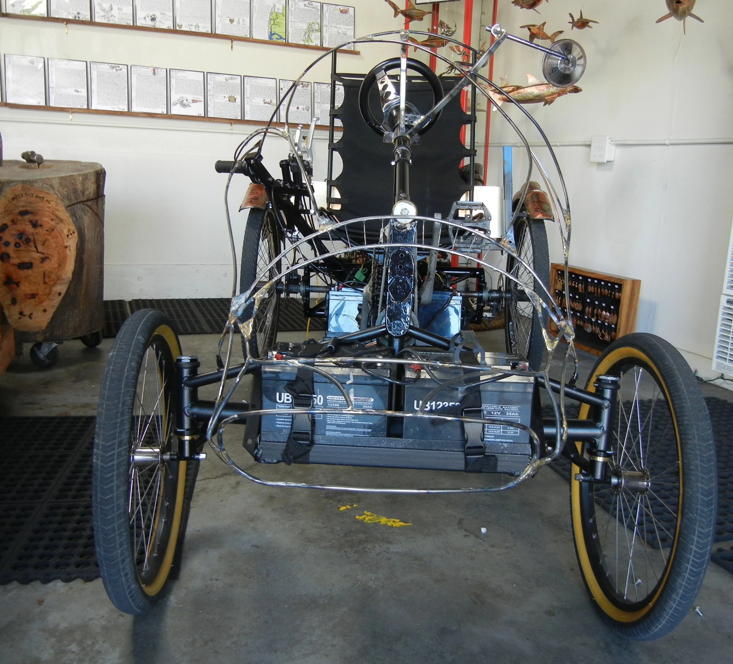  Time to install a grill, here I took 5/32” steel rod got it red hot and beat it till it was about a quarter inch flat. Instead of brazing these I went with steel on steel welding. 