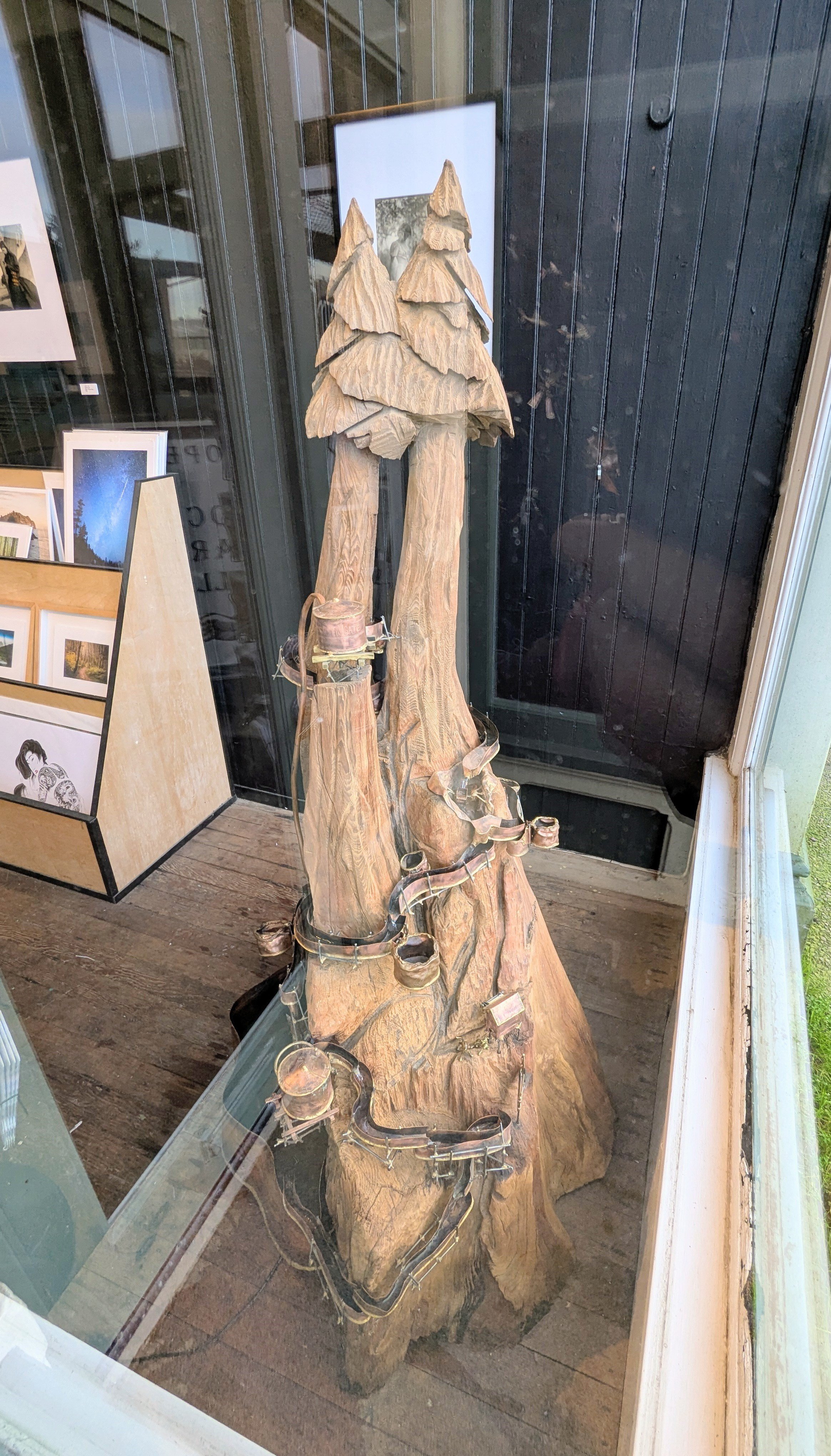 Arts Alive!  Redwood water fountain front and center, up for grabs!