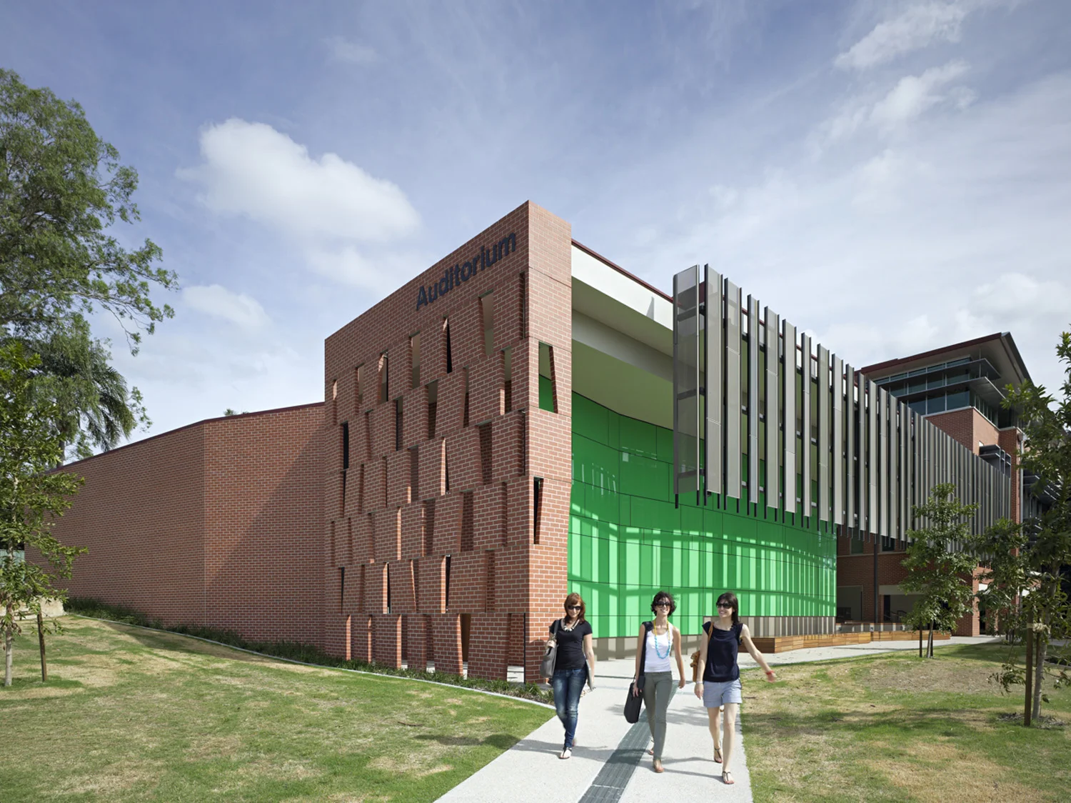 ©CFJ_Auditorium_UofQ-02.jpg