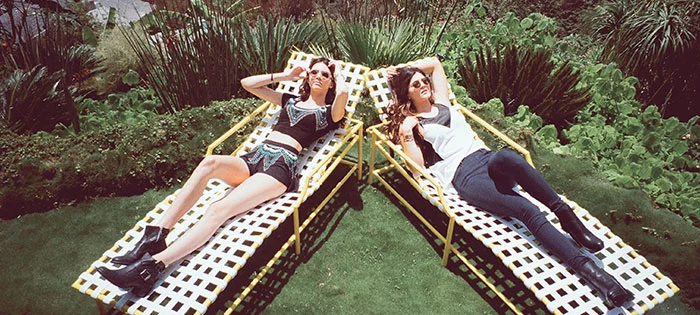 kendall-kylie-slide3.jpg