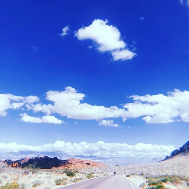 🌵&rsquo;Ain&rsquo;t no mountain high
Ain&rsquo;t no valley low ⛰

Time flies when your having fun. Funny much how much we take for granted until it&rsquo;s gone. Last week hiking in the Valley of Fire. 
#nototherona  #hike #theweekend #saturday #sel