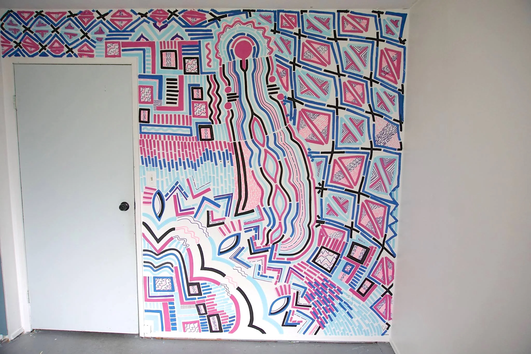 BAY BAY WALL