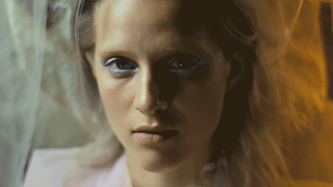 glister_09.gif