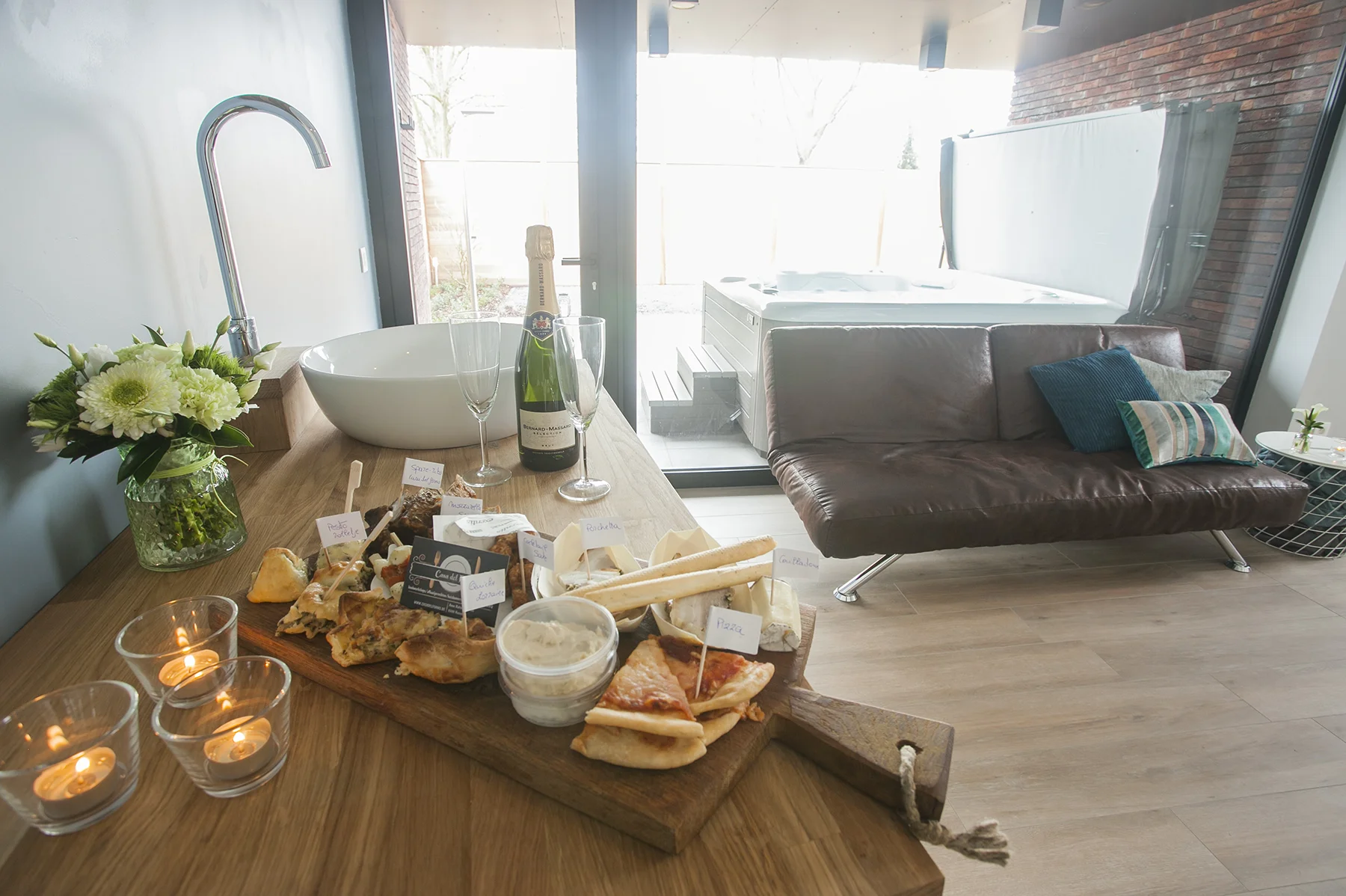 Drinkfontein met hapjes