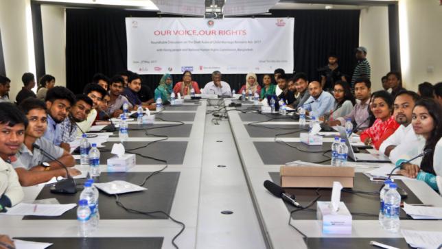 Participants at the rountable