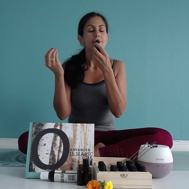 Velkommen til Eteriske Oljer og Chakra Workshop søndag 25/8 kl 11-13 på Yogy 🌸🌺🌸 Booking: http://www.yogy.no/booking/ Mer om eventet på https://www.facebook.com/events/703523750108997/?ti=icl