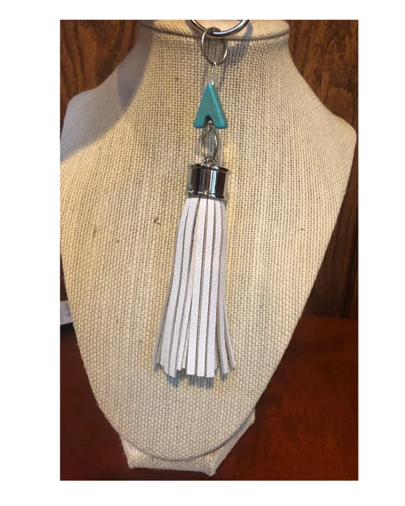turquoise and white necklace copy.jpg