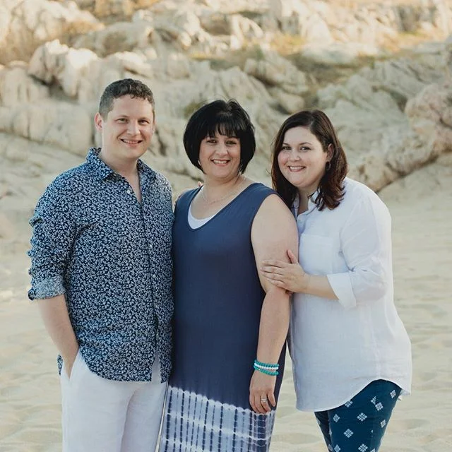 Best friends. Siblings. @queendinanna @jennorkev