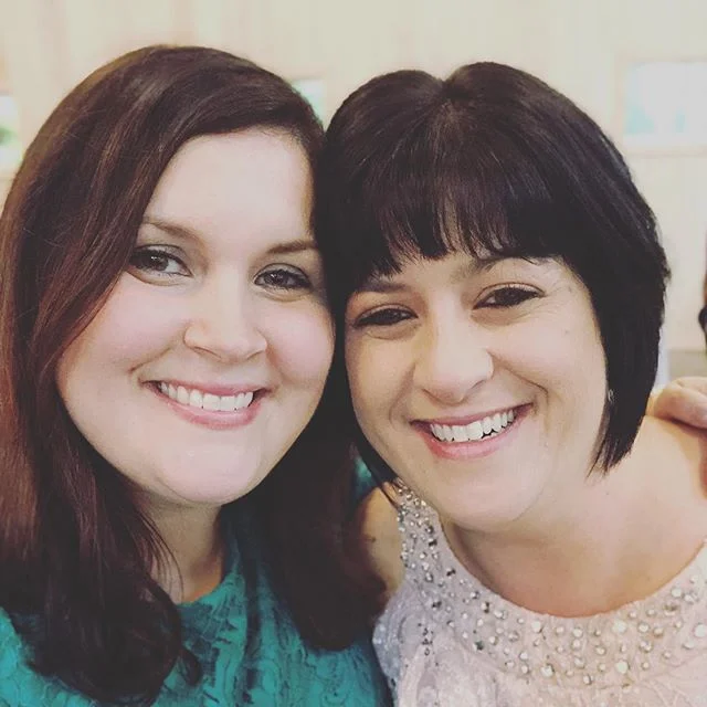 Everyone should be so lucky to have their sisters be their best friends. @jennorkev @queendinanna