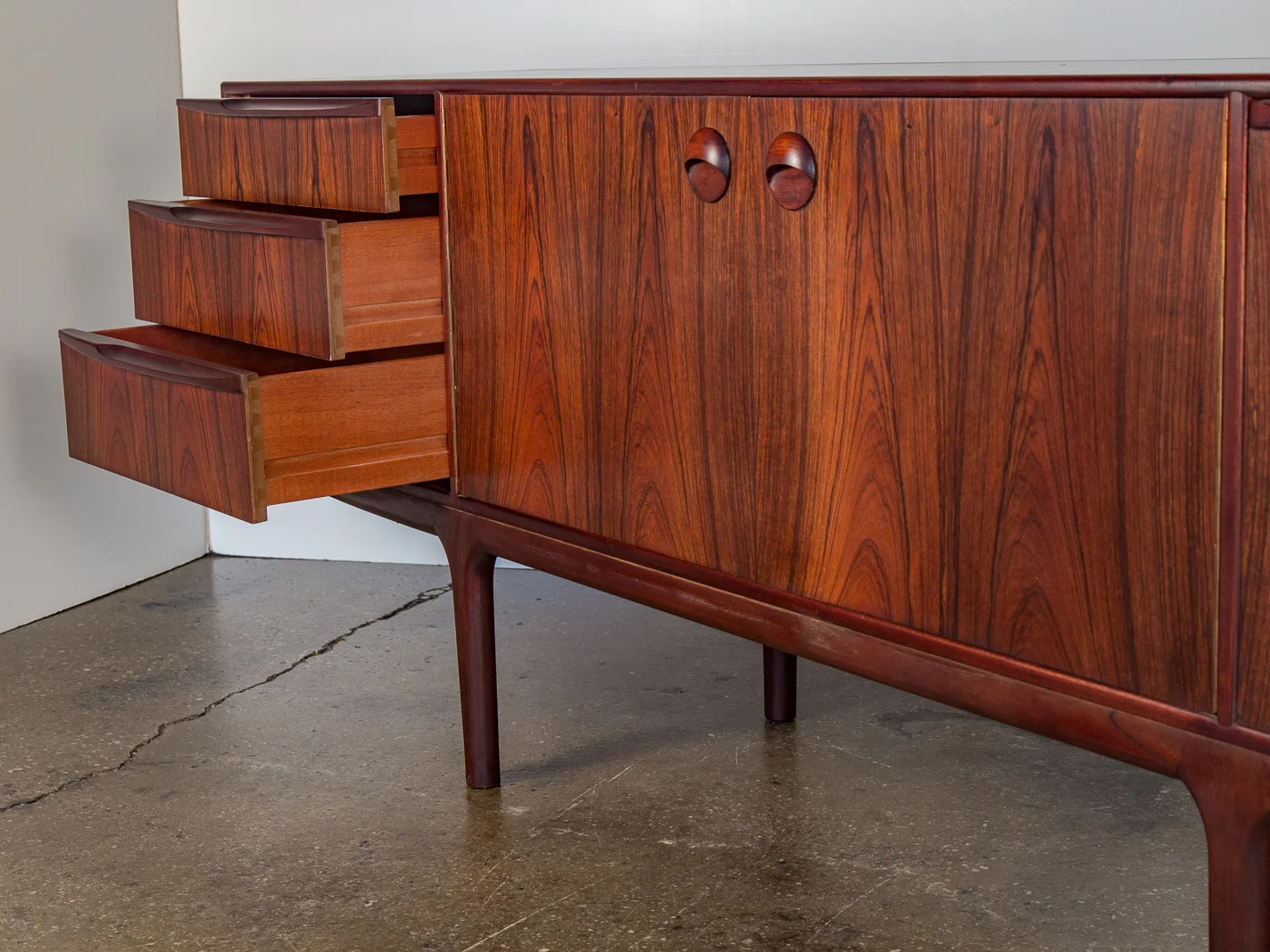 rosewood_bar_cred-4.jpg