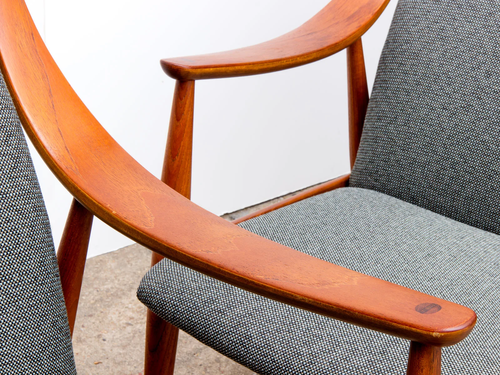 peter_hvidt_chairs_and_ottoman_set-3.jpg