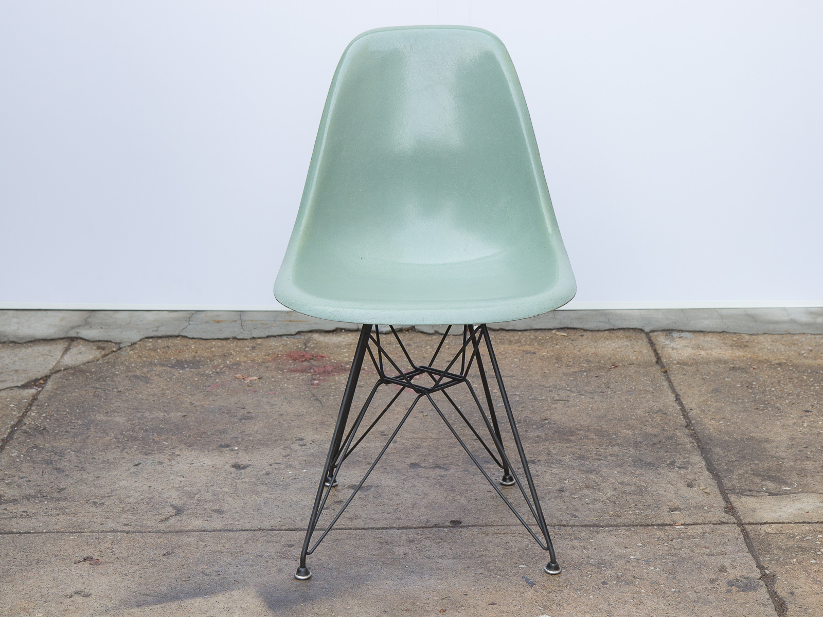 Seafoam Eames Chair — OAM