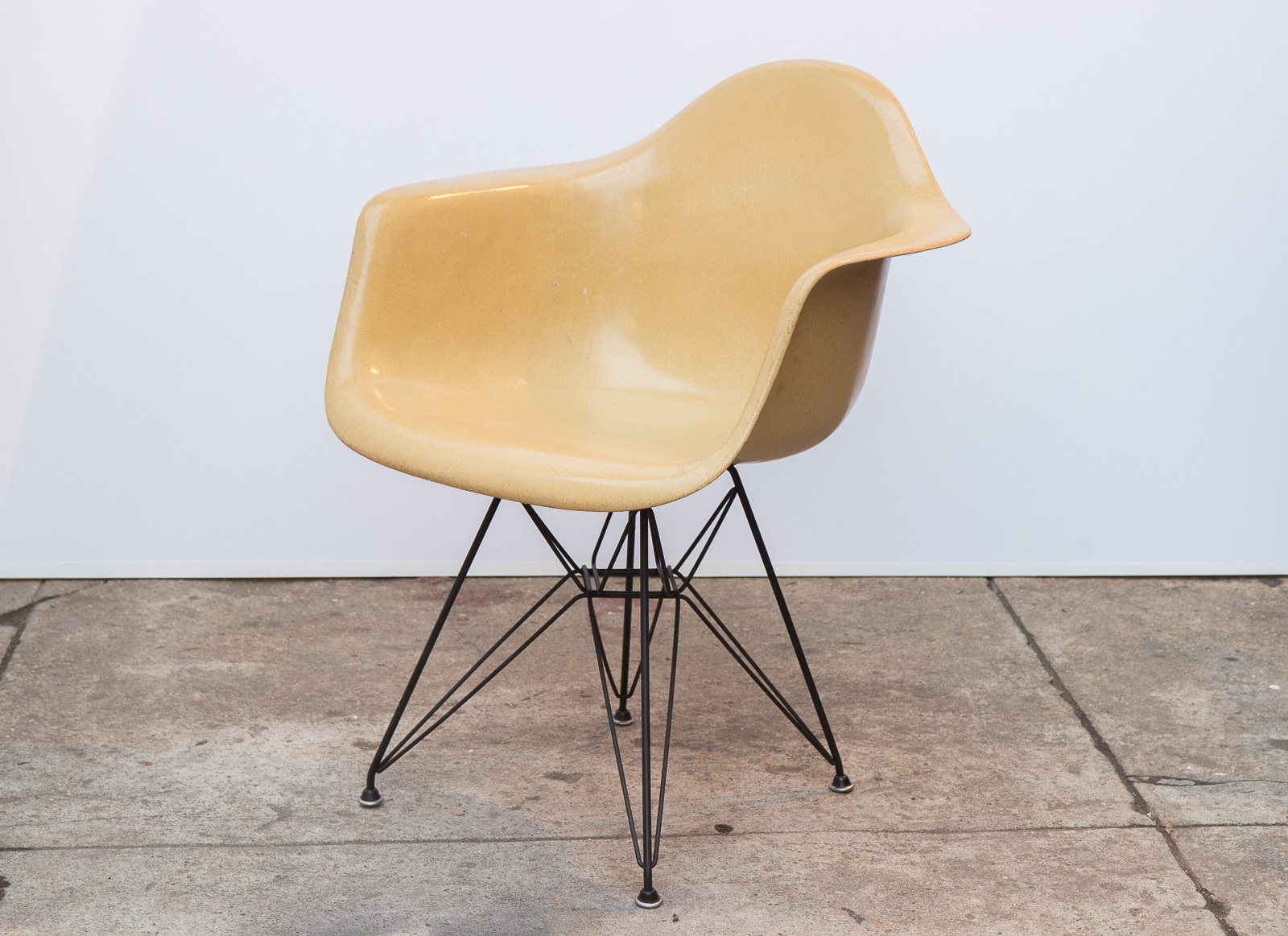 Herman Miller Eames Fiberglass Side Shell Chairs Ochre Neutral Yellow 