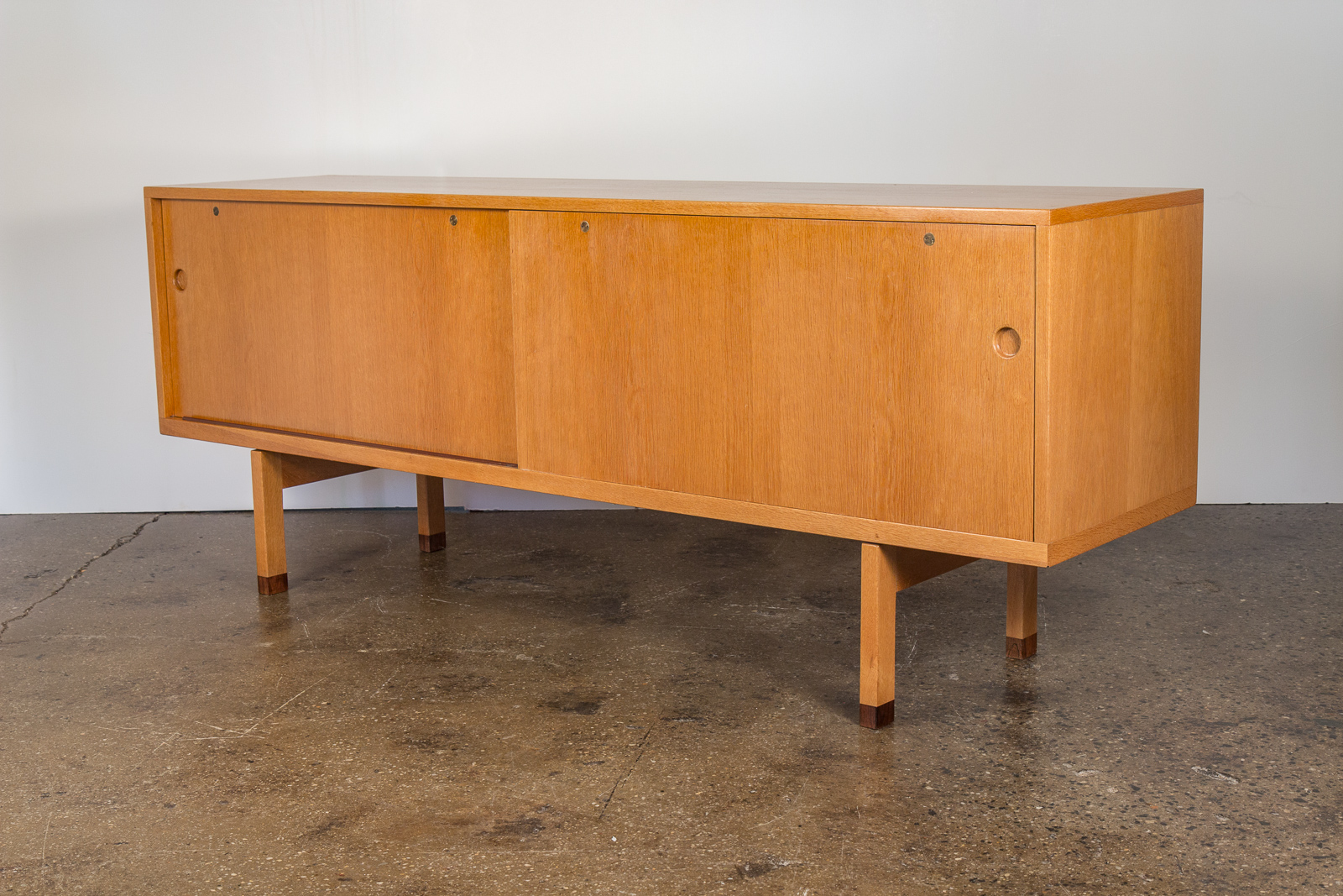 Hans J. Wegner RY-26 Credenza