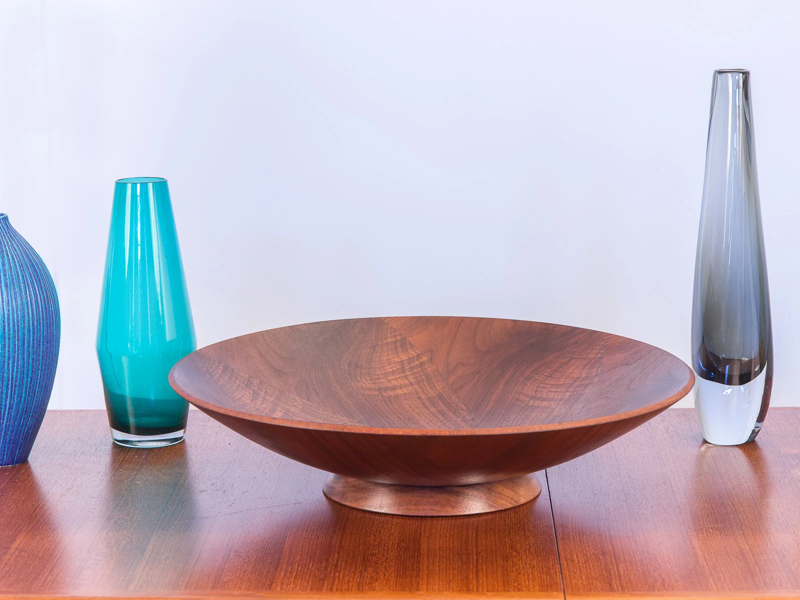 open_air_modern_walnut_inlay_serving_salad_bowl_centerpiece_gladmark-2.jpg