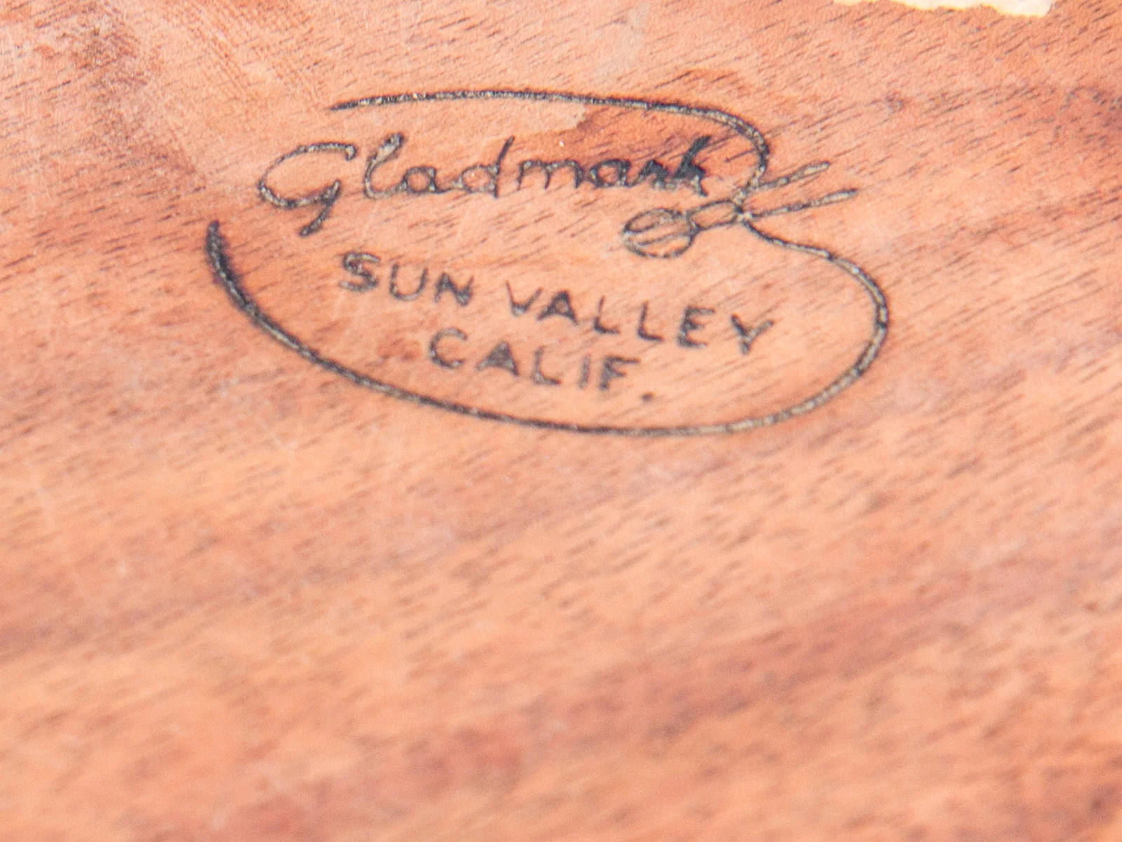 open_air_modern_walnut_inlay_serving_salad_bowl_centerpiece_gladmark-8.jpg