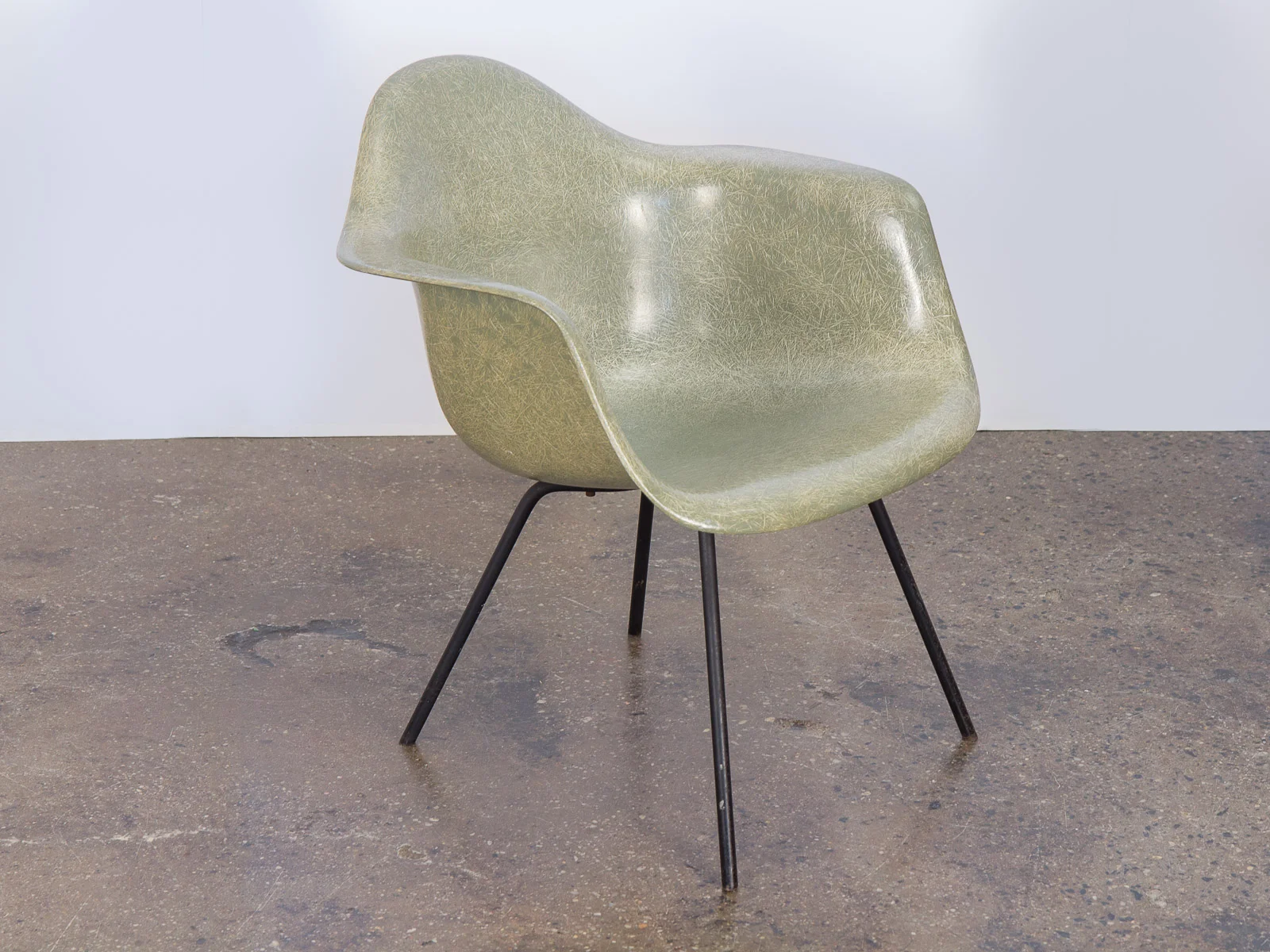 open_air_modern_eames_second_generation_seafoam_fiberglass_armshell_herman_miller-2.jpg