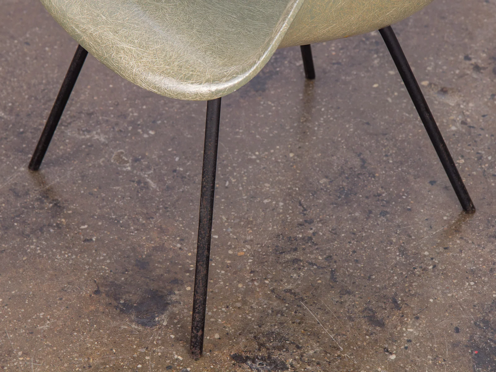 open_air_modern_eames_second_generation_seafoam_fiberglass_armshell_herman_miller-8.jpg