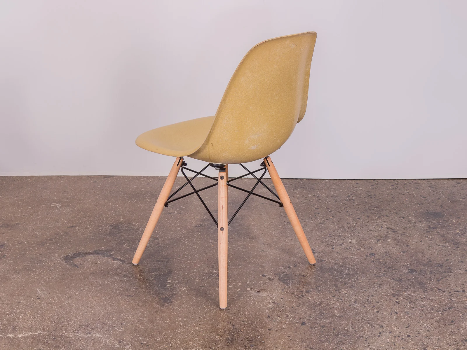 open_air_modern_mustard_straw_eames_fiberglass_shell_chairs_for_herman_miller-4.jpg