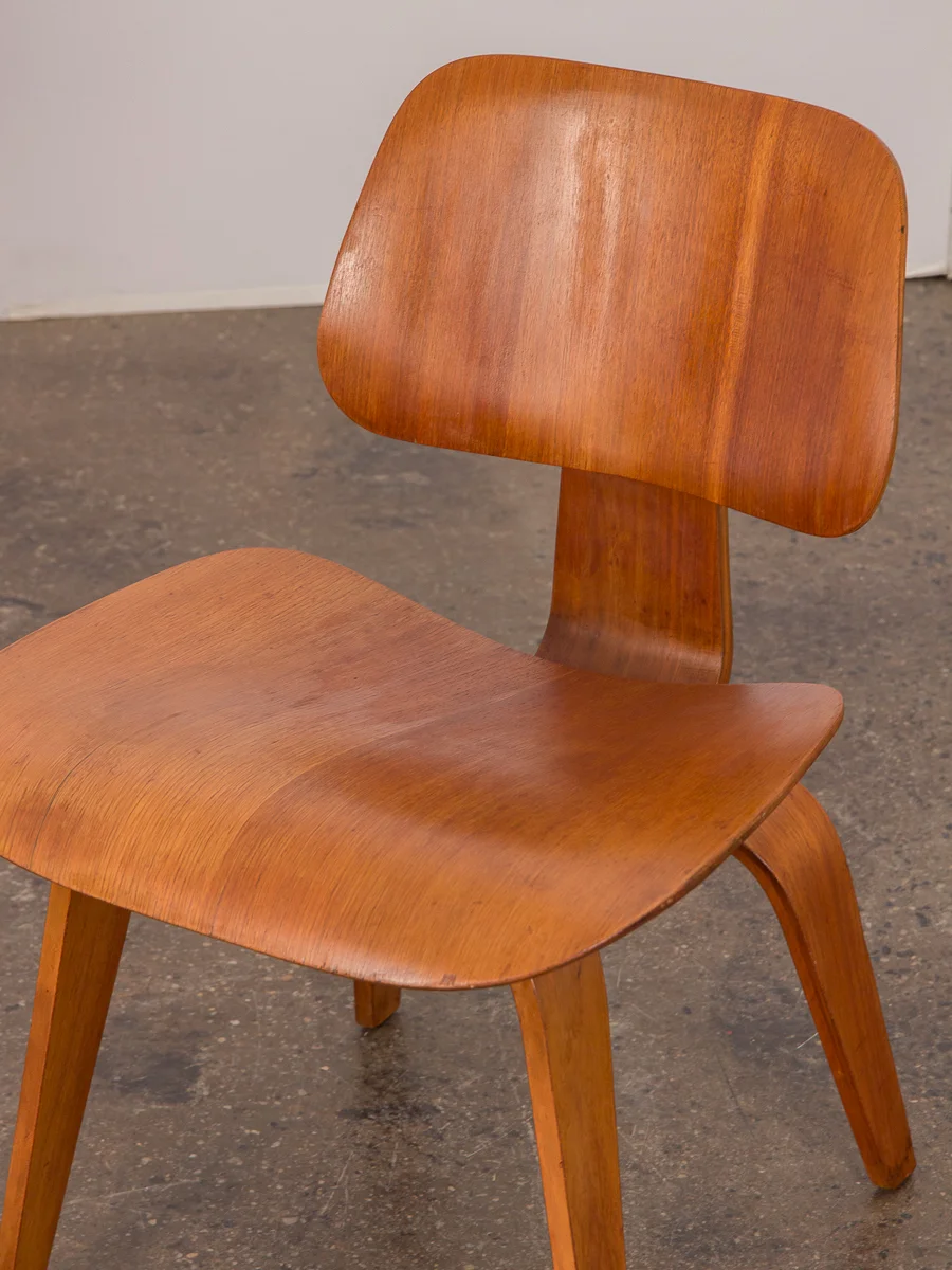 charles_ray_eames_dining_chair_wood_dcw_molded_plywood_herman_miller-3.jpg