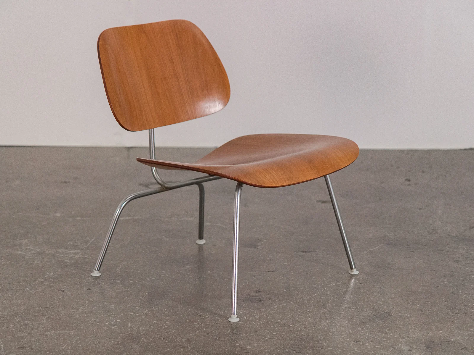 Eames LCM in Walnut -3.jpg