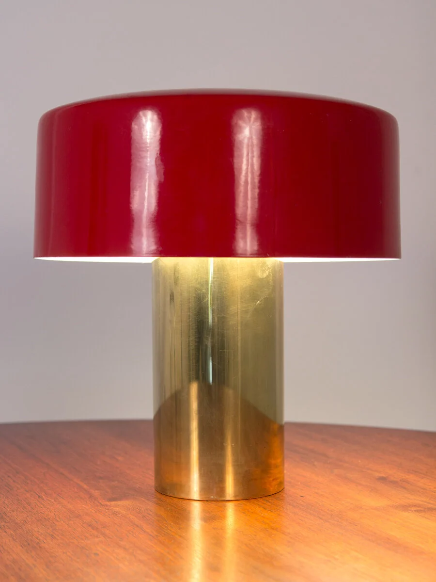 Oluce Mushroom Lamp -1.jpg