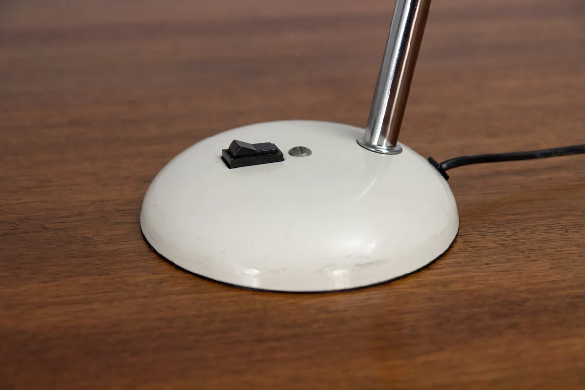 Bauhaus Desk Lamp-7.jpg