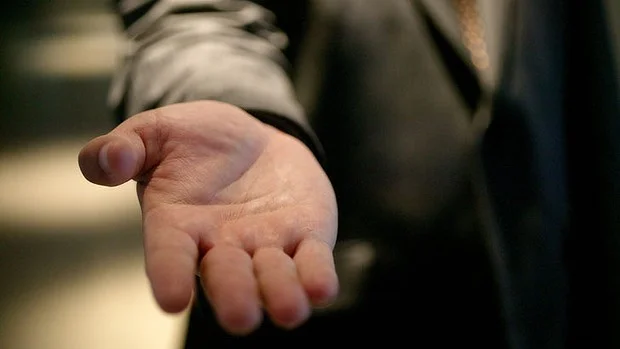 hand-out.jpg