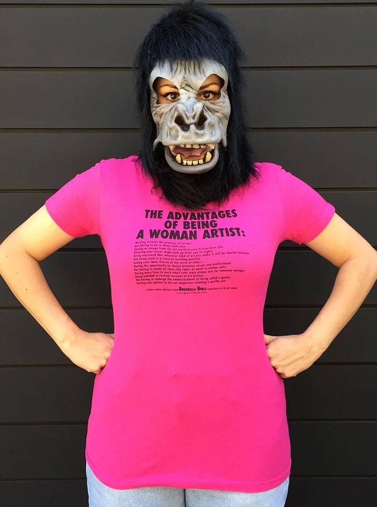 T-SHIRT: The Advantages Of Being A Woman Artist
