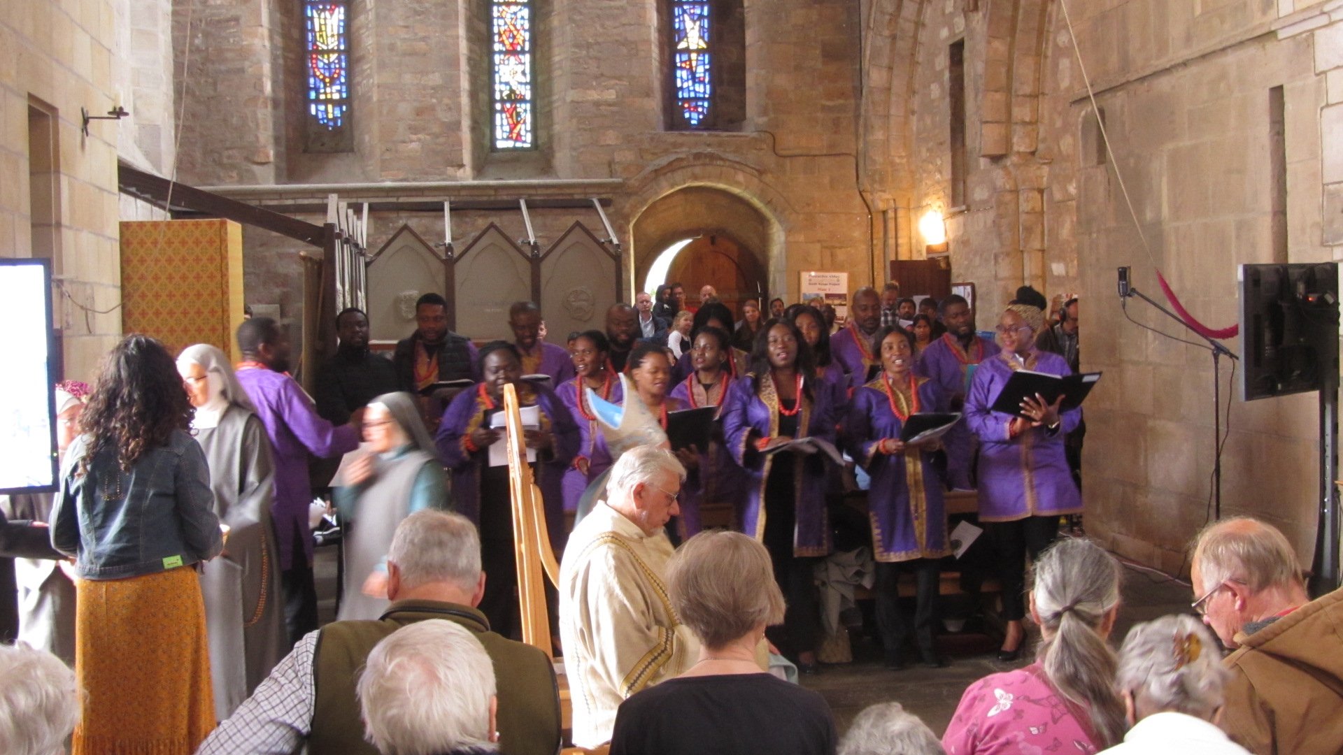 3. Nigerian Choir.JPG