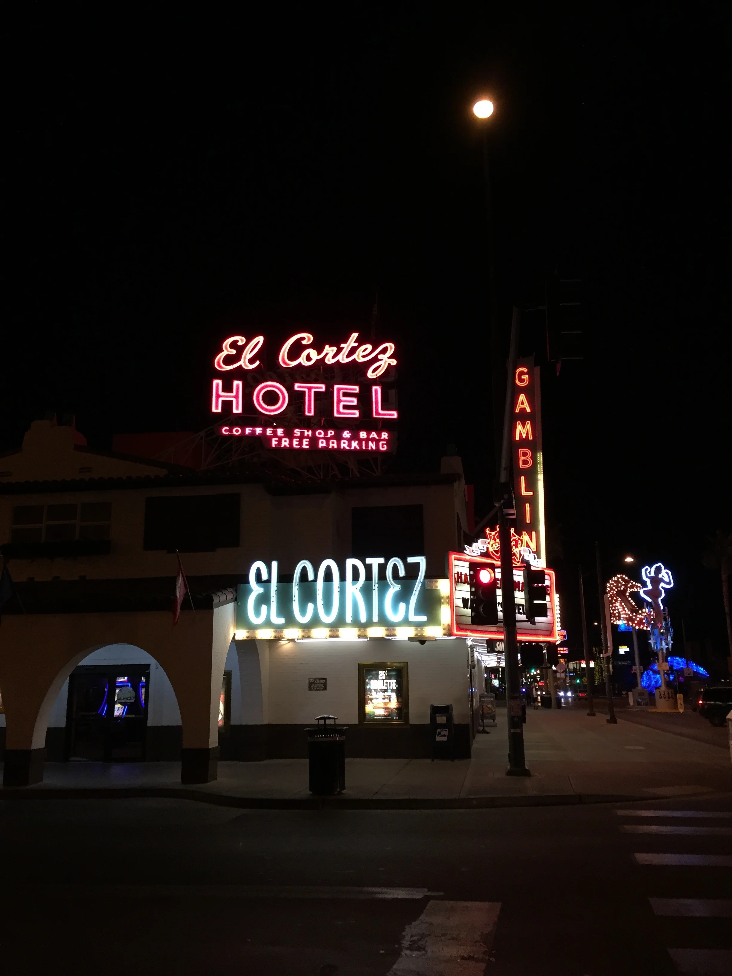 There's something great about hanging out in Downtown Vegas, it's still seedy enough to make the night feel like an adventure, but gentrified enough to easily find a decent cocktail and meal.