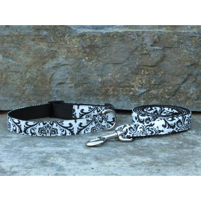 Trellis Black & White Dog Leash