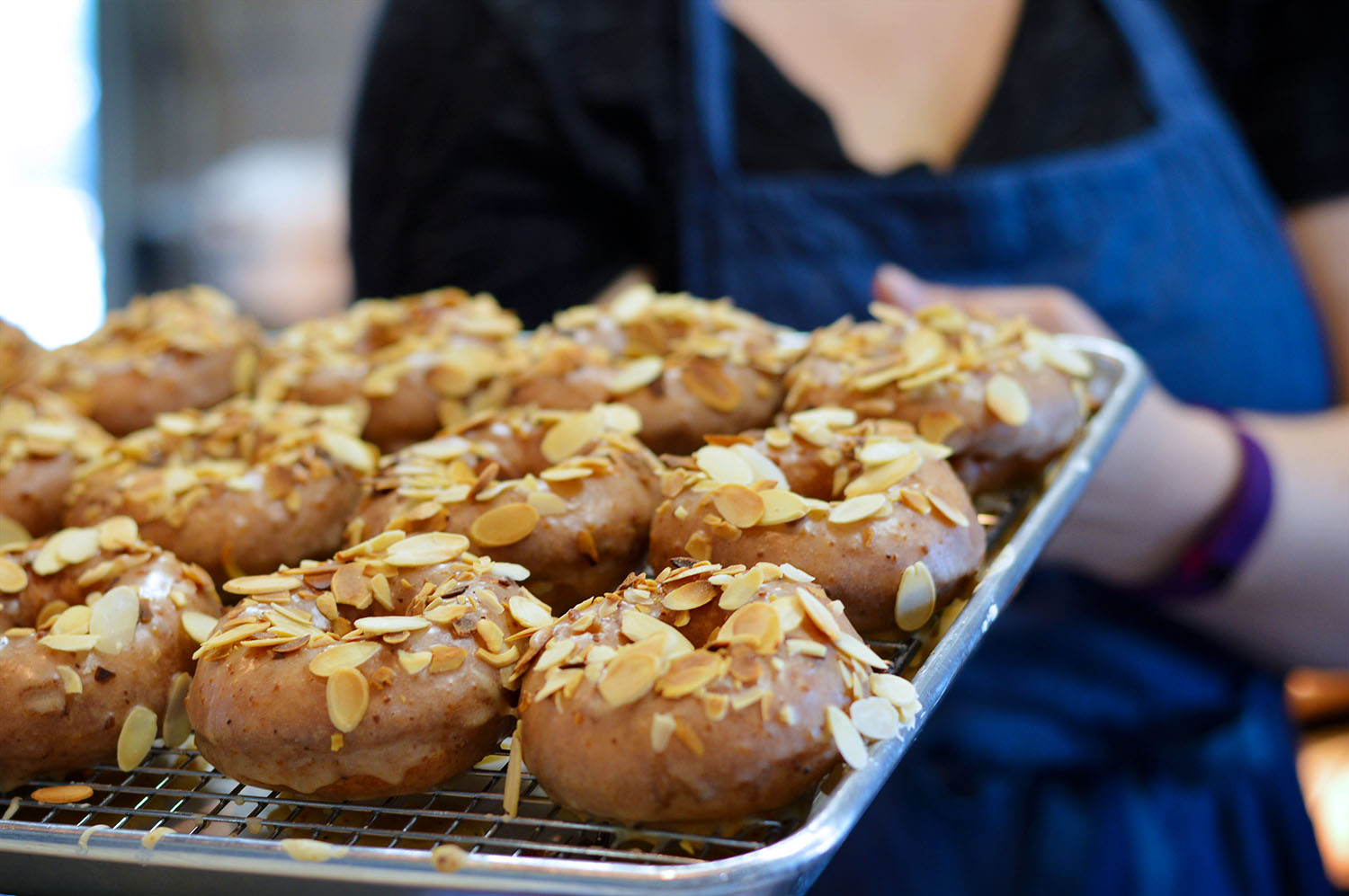 kac_150811_underwest_donuts_brown_butter_tray_1500.jpg