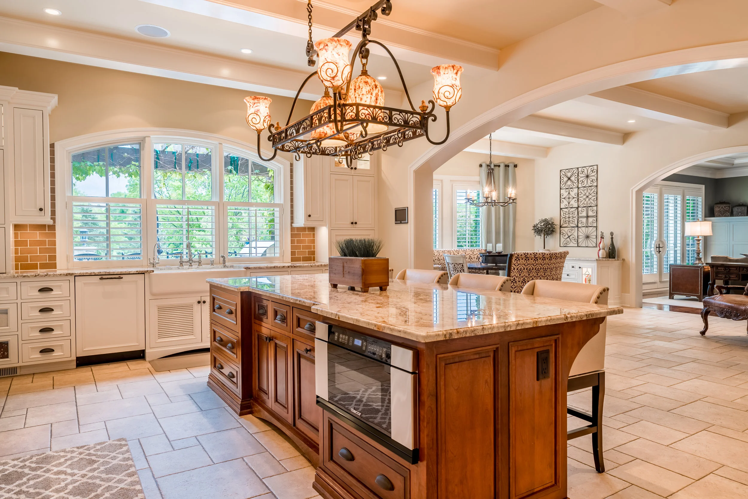 Kitchen3.jpg